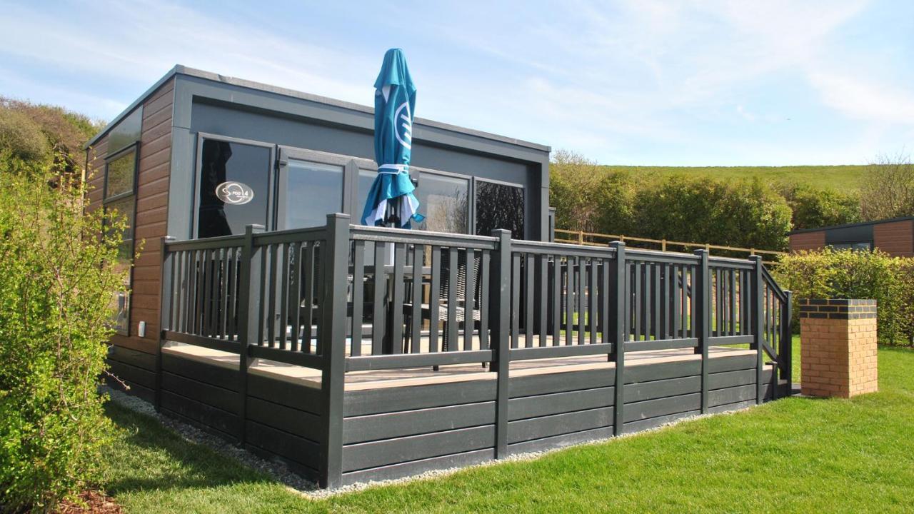 Вилла Brighton Experience Freedom Glamping Экстерьер фото